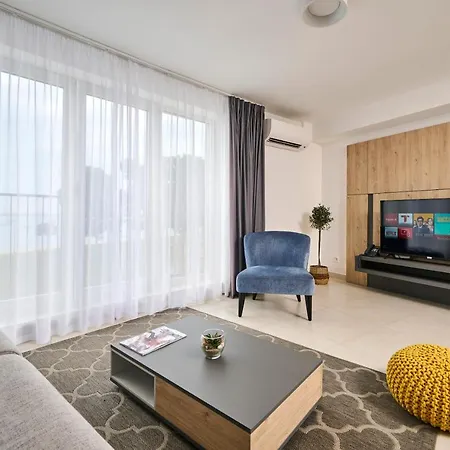 Apartment Royal Blue Umag