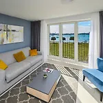 Apartment Royal Blue