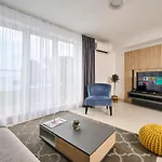 Apartment Royal Blue Umag