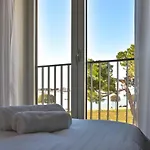 Apartment Royal Blue *